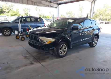 2019 Ford Escape Se from USA, damaged, VIN 1FMCU0GD4KUA26389
